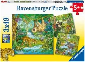 Ravensburger jungelpuslespill med 3 motiver av tigre, aper og papegøyer. 49 brikker per puslespill. Perfekt for barn fra 5 år. Tittel (til bilde): Ravensburger Puslespill – I Jungelen | 3 x 49 Biter